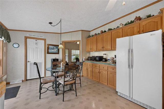 32 Red Tail Trail, Tiverton, RI 02878