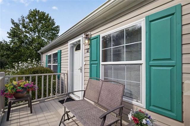 32 Red Tail Trail, Tiverton, RI 02878