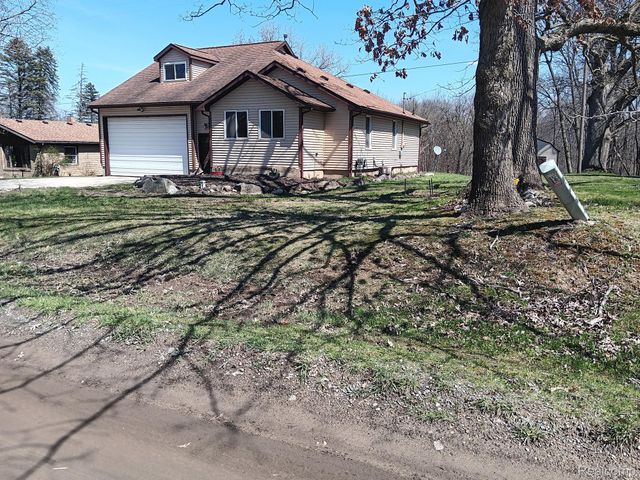 15133 Eddy Lake Road, Holly Township, MI 48430