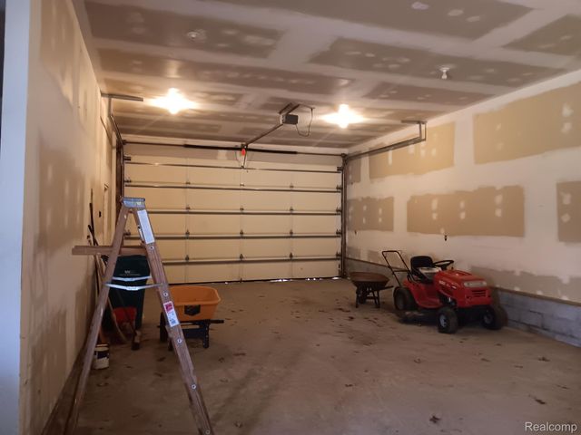 15133 Eddy Lake Road, Holly Township, MI 48430