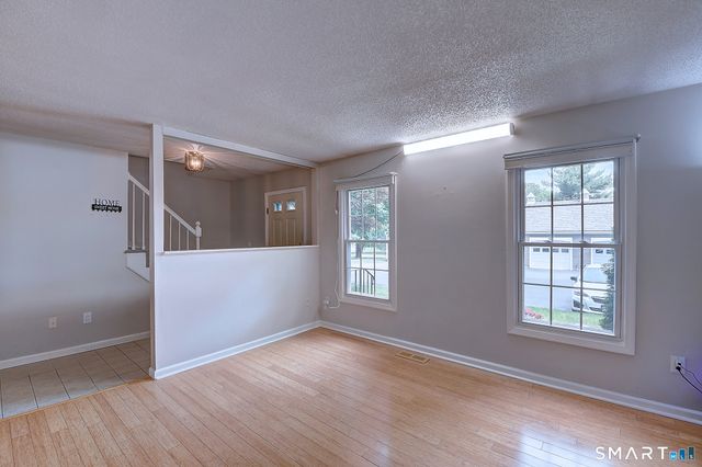 416 Georgetown Drive 416, Glastonbury, CT 06033