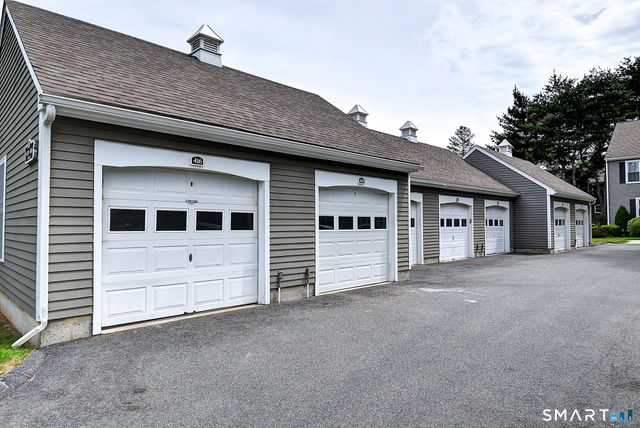 416 Georgetown Drive 416, Glastonbury, CT 06033