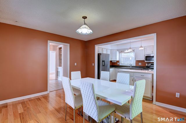 416 Georgetown Drive 416, Glastonbury, CT 06033