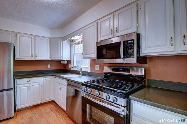 416 Georgetown Drive 416, Glastonbury, CT 06033