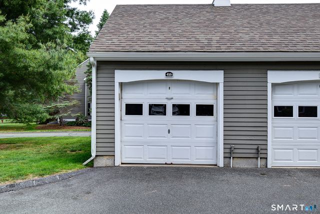 416 Georgetown Drive 416, Glastonbury, CT 06033