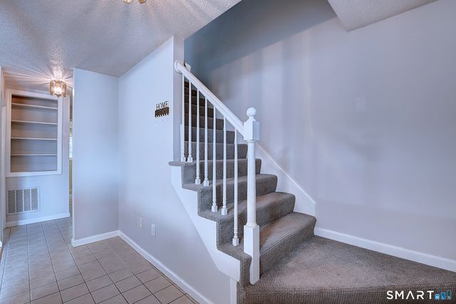 416 Georgetown Drive 416, Glastonbury, CT 06033