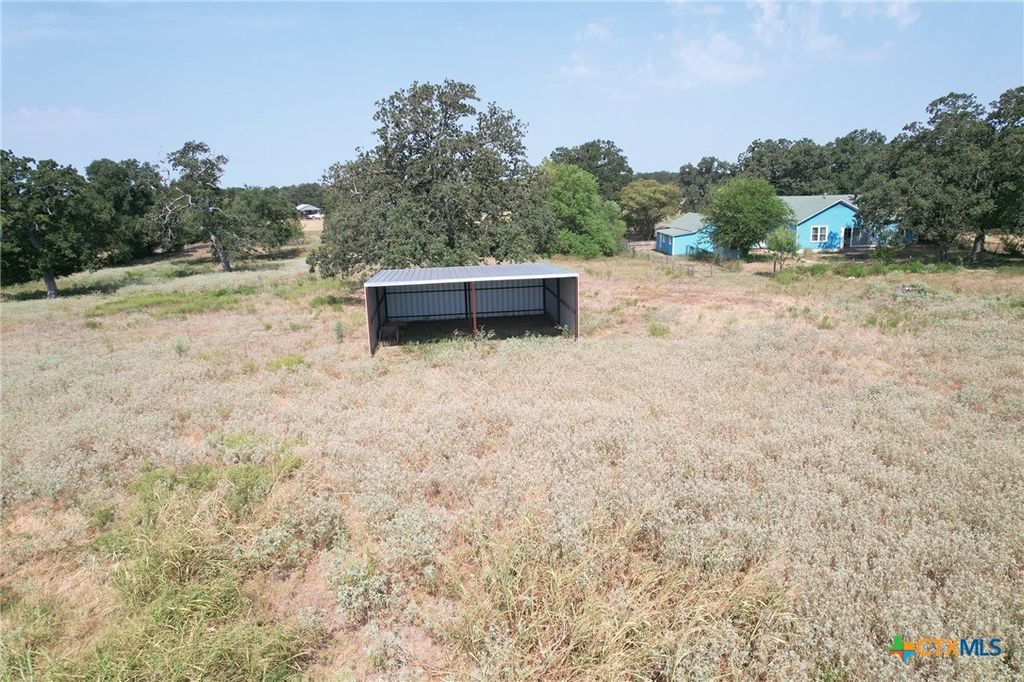 Image 18 of property listing at 421 FM 1600, Cameron, TX 76520