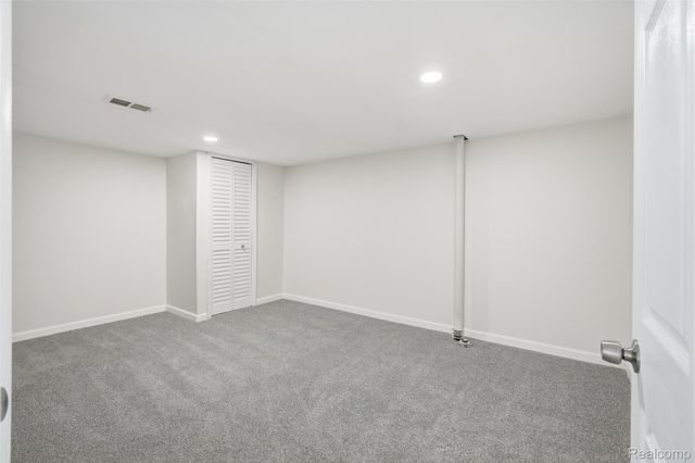 20771 Halsted Road, Northville, MI 48167