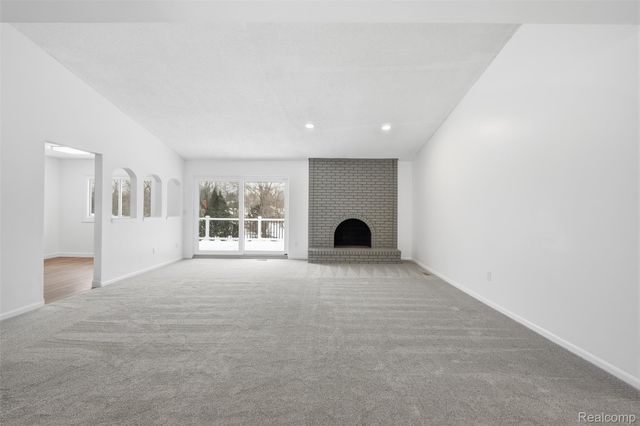 20771 Halsted Road, Northville, MI 48167