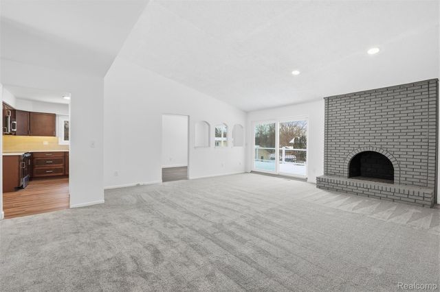 20771 Halsted Road, Northville, MI 48167