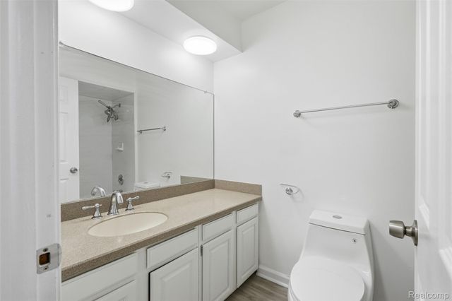 20771 Halsted Road, Northville, MI 48167