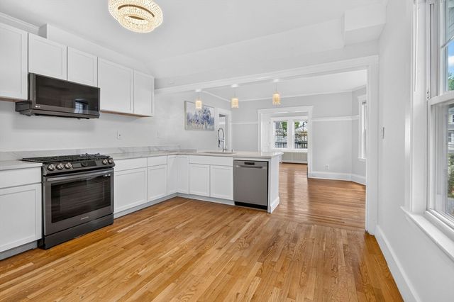 31 Belvoir Rd 2, Milton, MA 02186