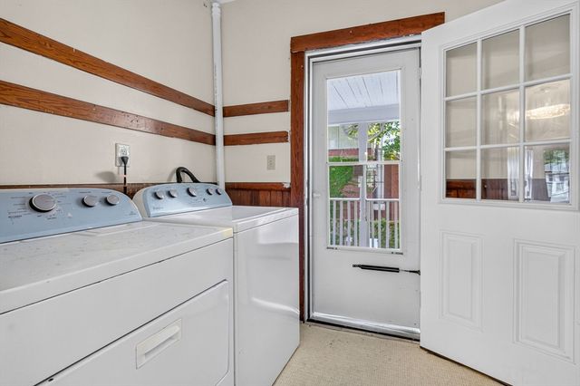 31 Belvoir Rd 2, Milton, MA 02186