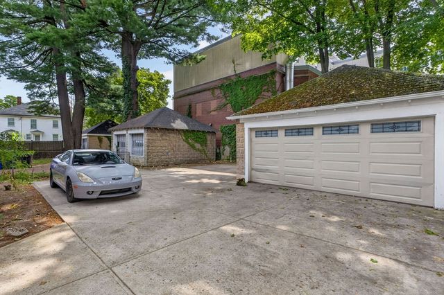 31 Belvoir Rd 2, Milton, MA 02186