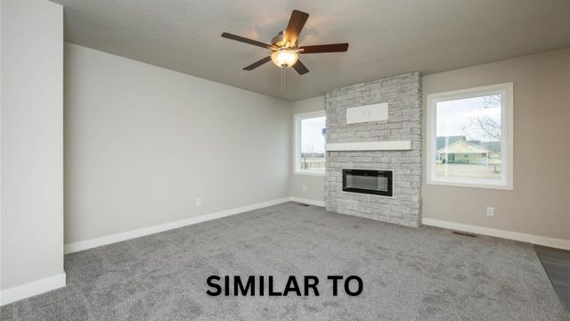 212 Canyon Drive, Norwalk, IA 50211