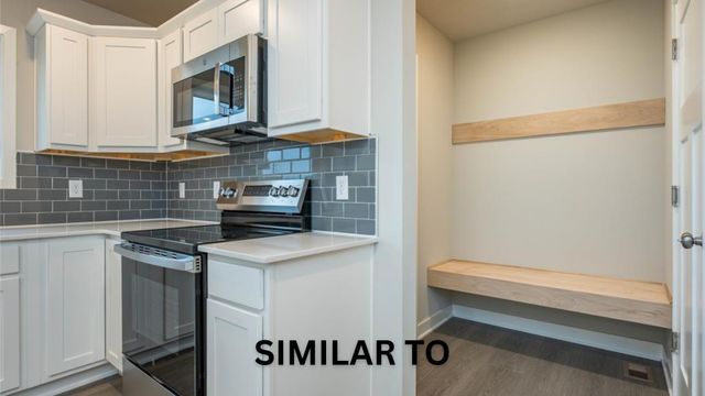 212 Canyon Drive, Norwalk, IA 50211