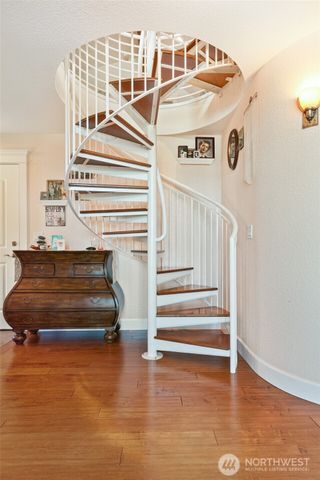 201 E Smith Cove Way, Shelton, WA 98584