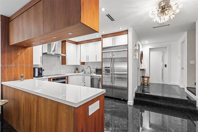 21145 Helmsman Dr N11, Aventura, FL 33180