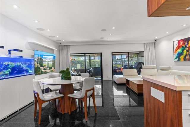 21145 Helmsman Dr N11, Aventura, FL 33180