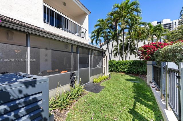 21145 Helmsman Dr N11, Aventura, FL 33180