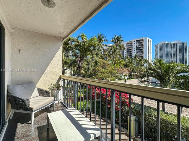 21145 Helmsman Dr N11, Aventura, FL 33180