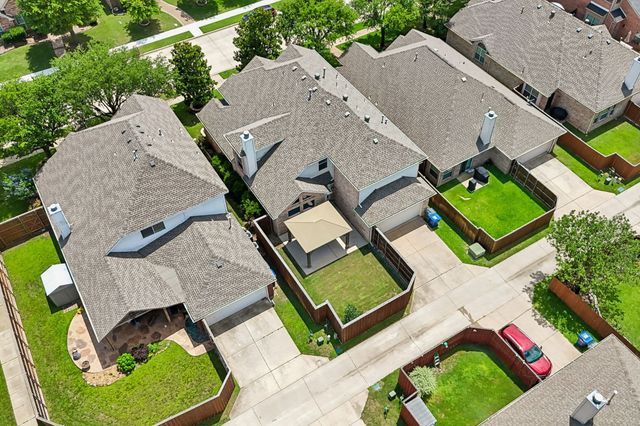 9004 Regal Oaks Drive, Mckinney, TX 75072