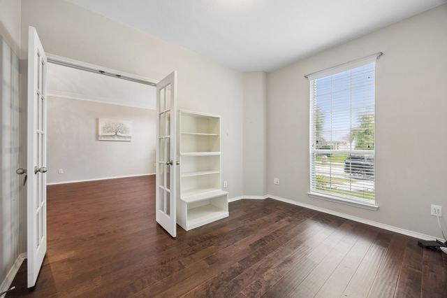9004 Regal Oaks Drive, Mckinney, TX 75072