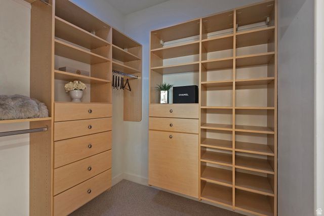 302 SUMMERMEADOW CIR, Bountiful, UT 84010