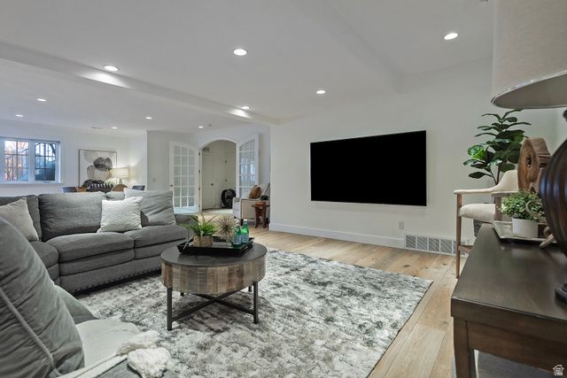 302 SUMMERMEADOW CIR, Bountiful, UT 84010