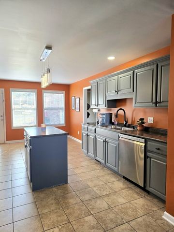 4591 Benson Rd, Springfield, TN 37172