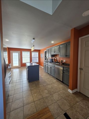 4591 Benson Rd, Springfield, TN 37172