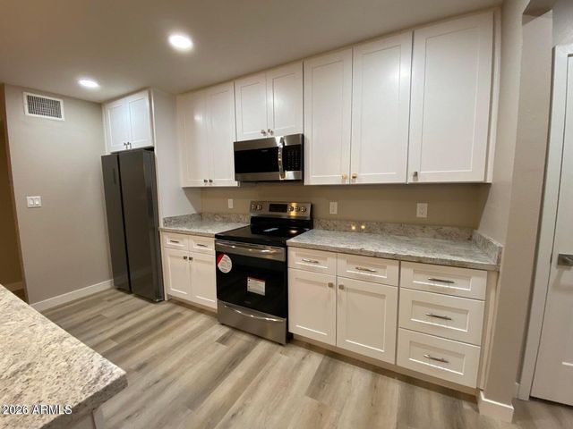 1814 E RANDALL Drive, Tempe, AZ 85281