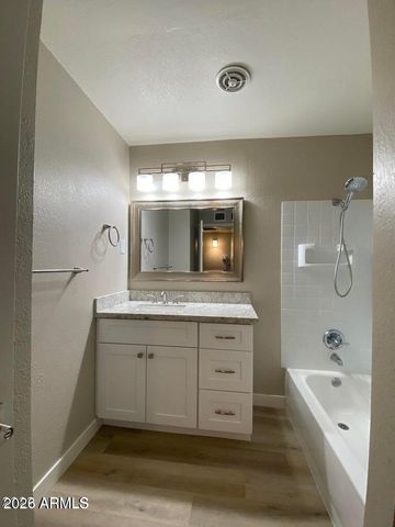 1814 E RANDALL Drive, Tempe, AZ 85281