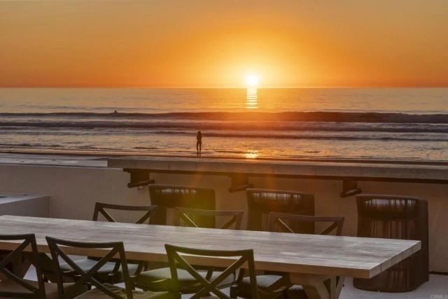 2016 Ocean Front, Del Mar, CA 92014