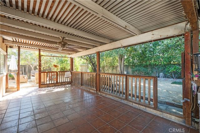 10561 Marklein, San Fernando, CA 91345