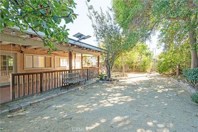 10561 Marklein, San Fernando, CA 91345