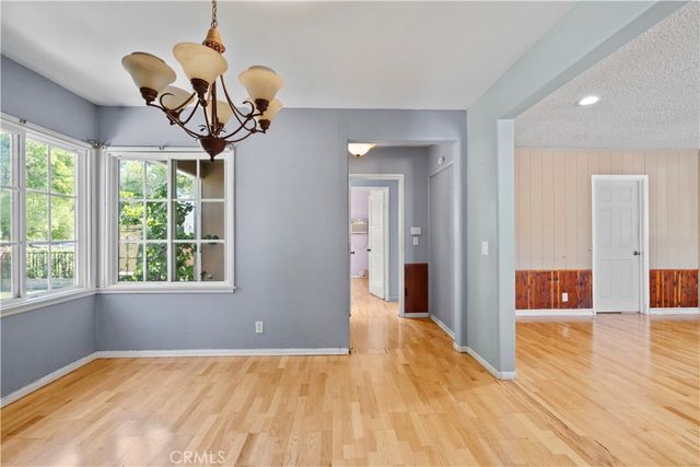 10561 Marklein, San Fernando, CA 91345