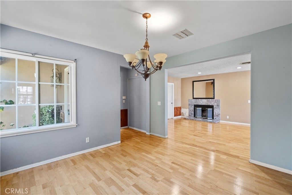 10561 Marklein, San Fernando, CA 91345 — photo 5