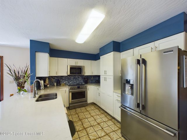 831 Clearmont Street, Sebastian, FL 32958