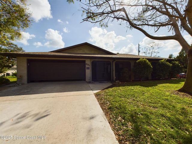 831 Clearmont Street, Sebastian, FL 32958