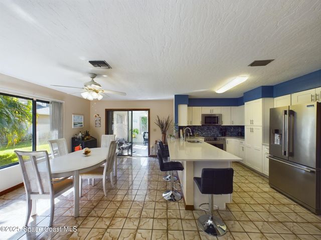 831 Clearmont Street, Sebastian, FL 32958