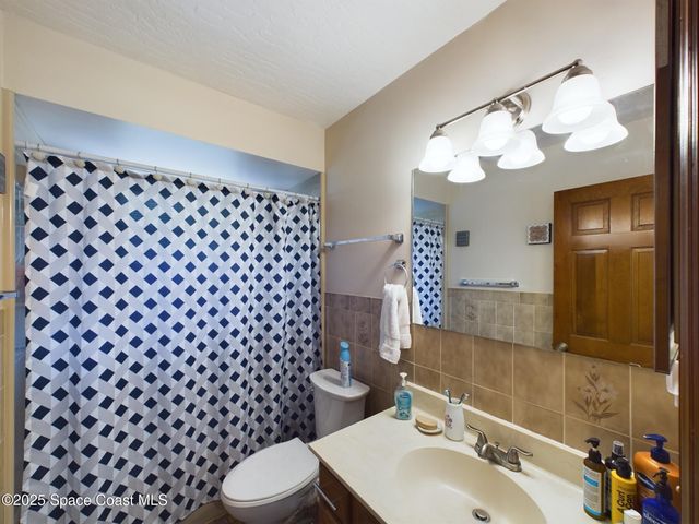 831 Clearmont Street, Sebastian, FL 32958