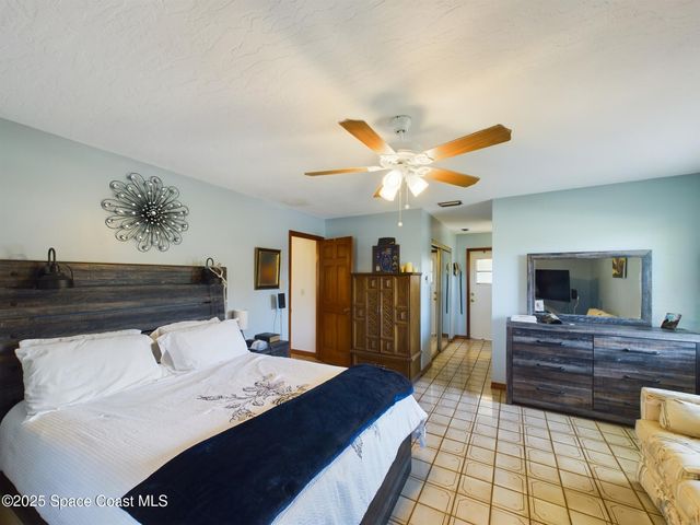 831 Clearmont Street, Sebastian, FL 32958