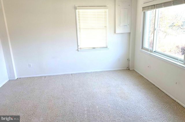 6507 BYRON AVE, Springfield, VA 22150