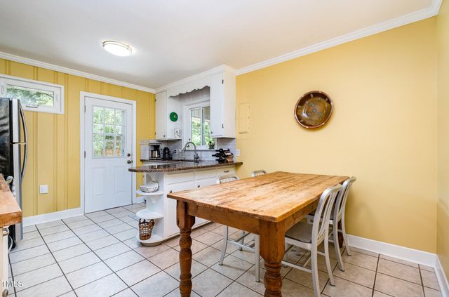 2524 Indian Trail, Durham, NC 27705