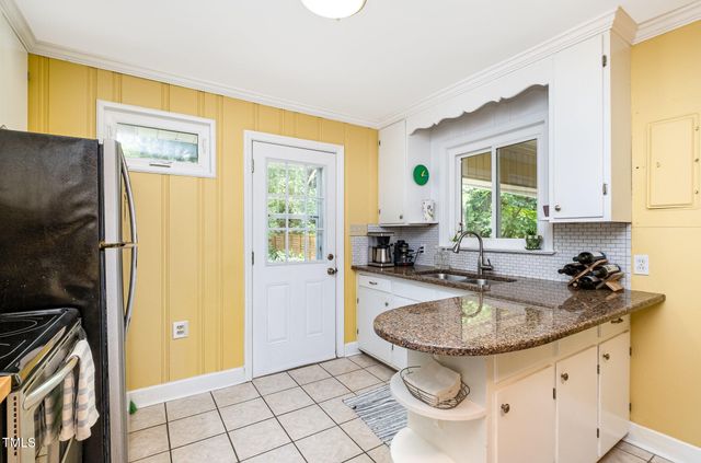 2524 Indian Trail, Durham, NC 27705