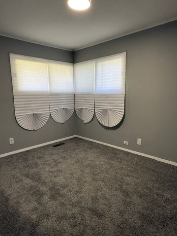 16939 Jodave Avenue, Hazel Crest, IL 60429