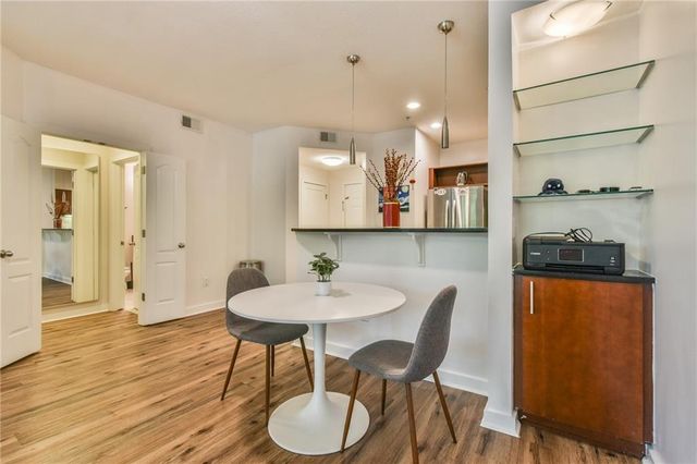 390 17th Street 2067, Atlanta, GA 30363