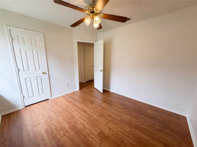 5432 Nuthatch Street, Dallas, TX 75236