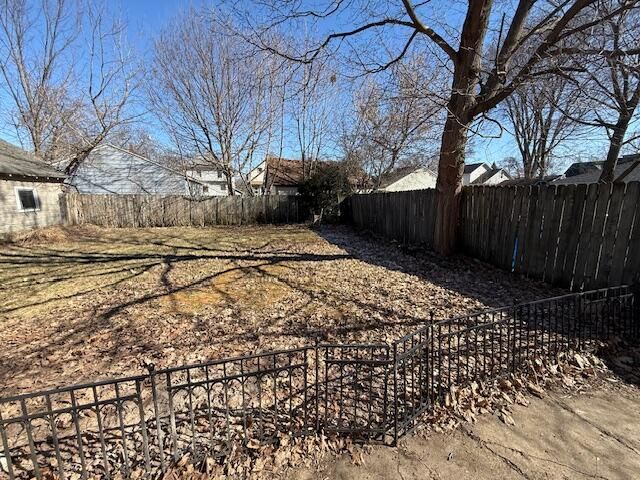 141 Bates Street, Jackson, MI 49202